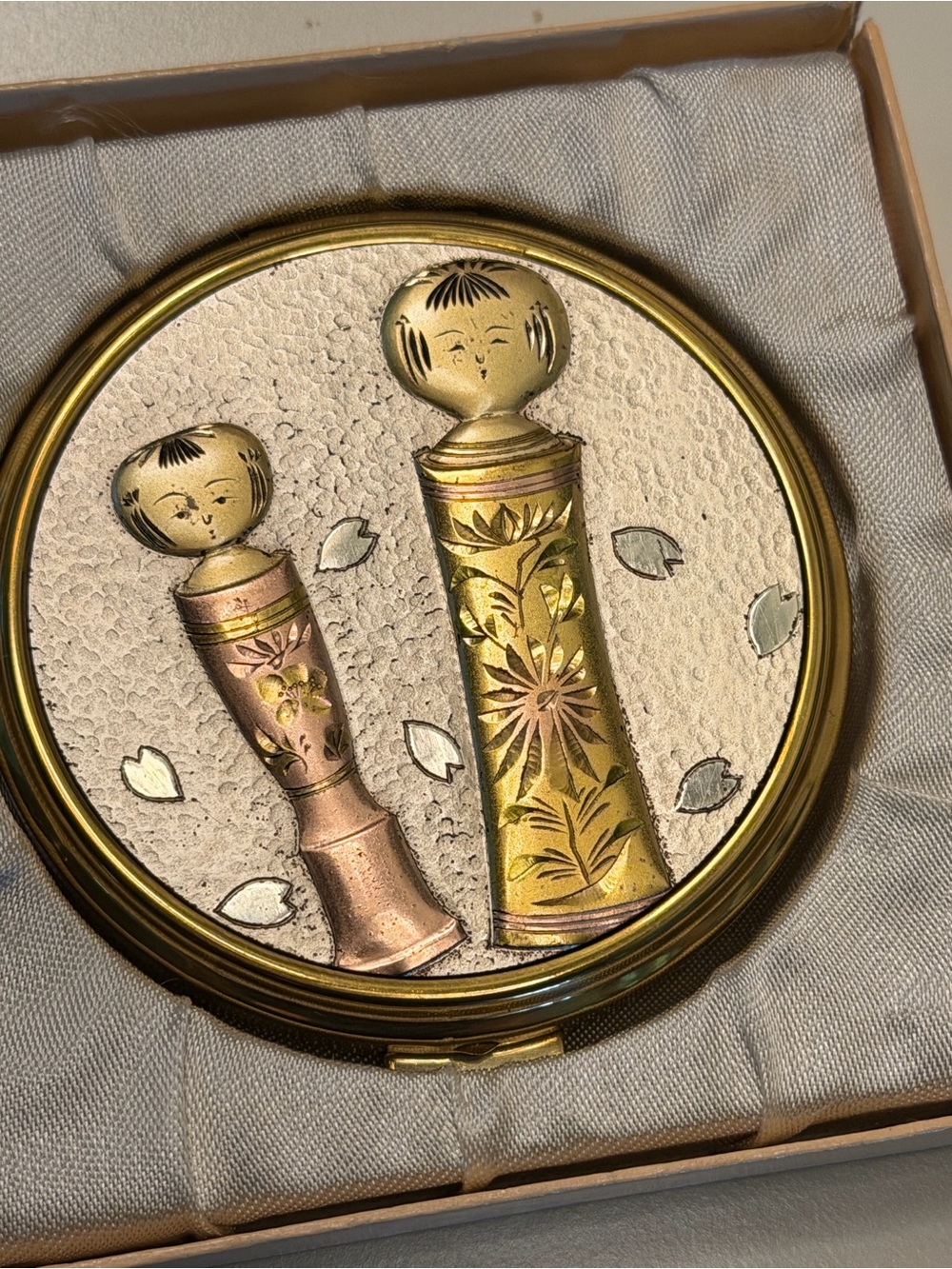 Vintage Japanese Tri-Gold Kokeshi Powder Compact w/ Box
